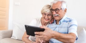 Comment toucher la cible des seniors sur le web : 5 clés indispensables pour une communication gagnante